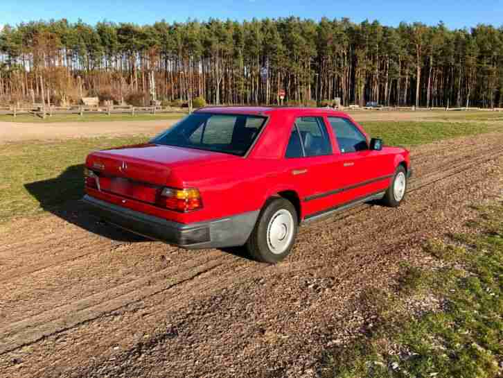 Mercedes Benz 300 D Turbodiesel W124 Klima Oldtimer Bj. 86 Tüv 2021