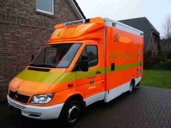 Mercedes-Benz 413 CDI Aut. RTW, Klima, Standheizung