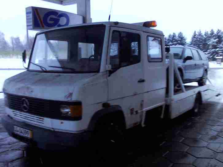 Mercedes Benz 711 D