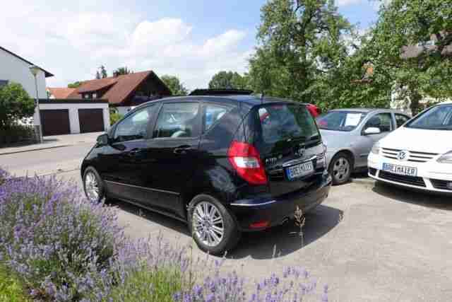 Mercedes-Benz A 170 AUTOMATIC*TÜV NEU*PANORAMAGLASDACH*