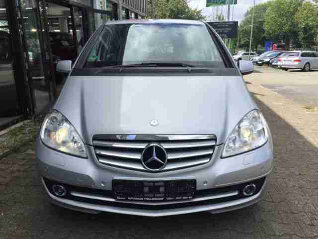 Mercedes-Benz A-Klasse A 200 ELEGANCE NAVI / XENON!!