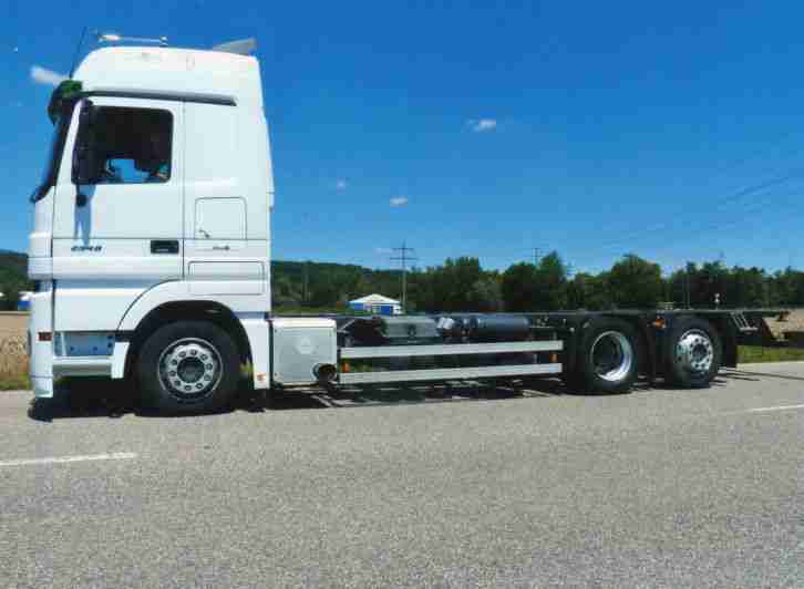 Mercedes - Benz Actros 2548