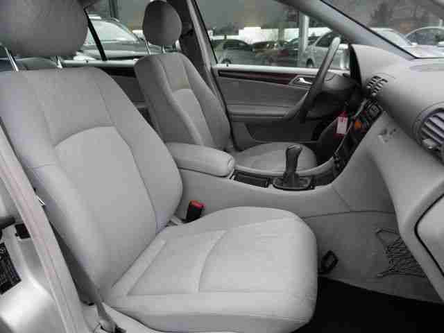 Mercedes-Benz C 180 K Elegance AHK Navigation Tempomat