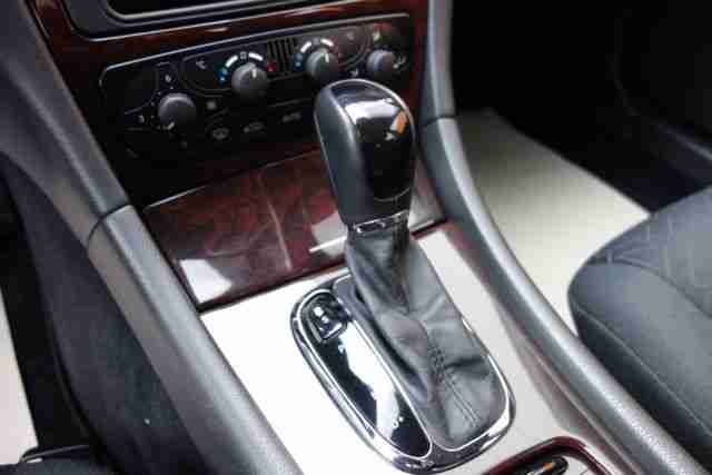 Mercedes-Benz C 220 CDI Elegance Automatik Klima SHZ AH