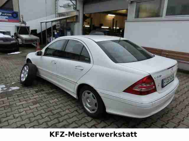 Mercedes-Benz C-Klasse Lim. C 220 CDI Elegance 1.Hand 8