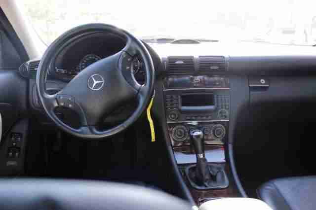 Mercedes-Benz C200 Kompressor Classic Navi Leder PDC