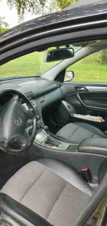 Mercedes Benz C220