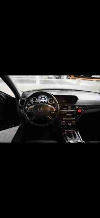 Mercedes Benz C220