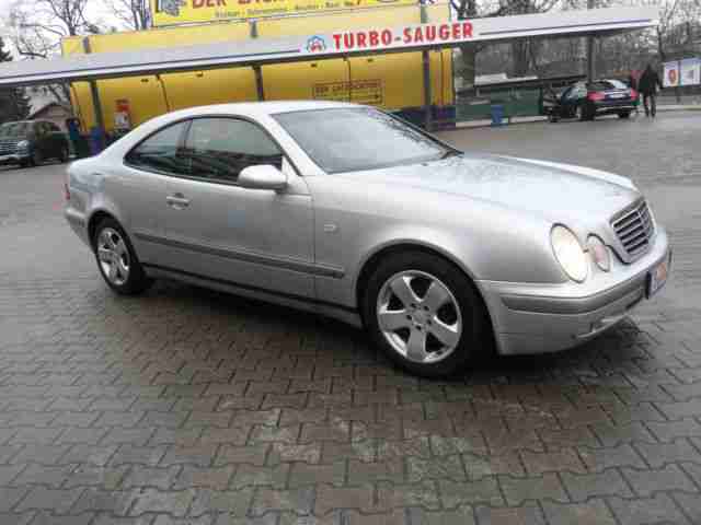 CLK 320 Vollleder Nur 1370TKM Tüv Neu