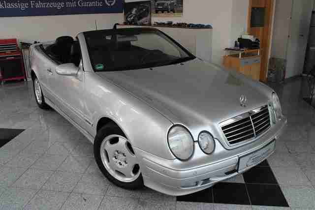 Mercedes-Benz CLK Cabrio 230 KElegance NAVI/LEDER/STAND