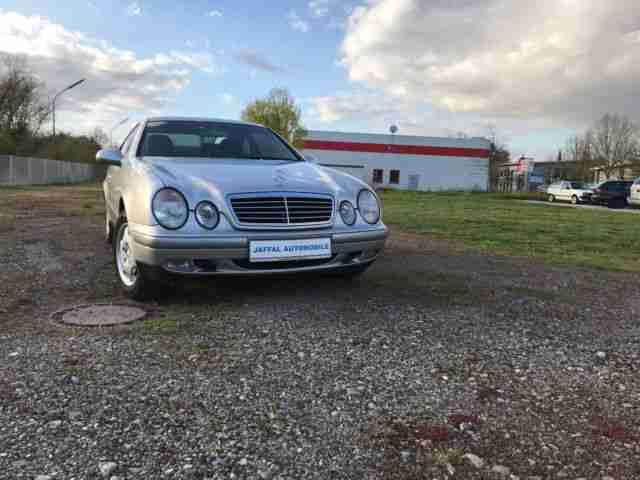 Mercedes Benz CLK Coupe 200