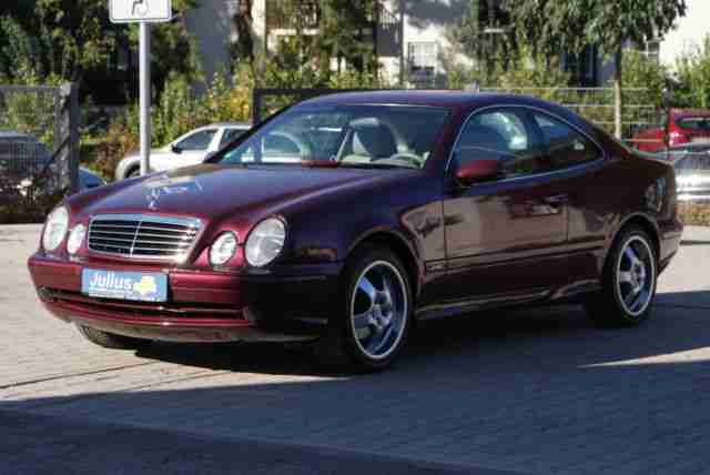 Mercedes-Benz CLK Coupe 200 Elegance XENON/PDC/AMG/GRA