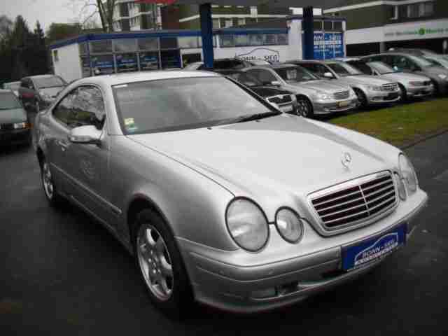 Mercedes-Benz CLK Coupe 320 Elegance*Leder*Navi-Comand*