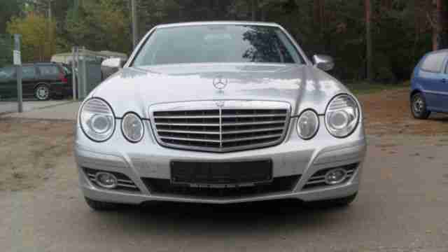 Mercedes Benz E 200 Kompressor Automatik mod 2009