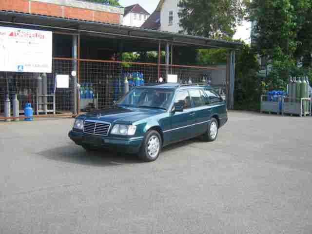Mercedes-Benz E 220 T, 1.Hand, TÜV/AU neu, Klimaanlage,