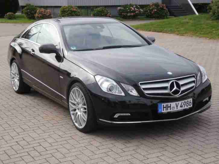 Mercedes-Benz E 250 CGI Coupe BlueEff Avantgarde BI-Xenon 19''Zoll