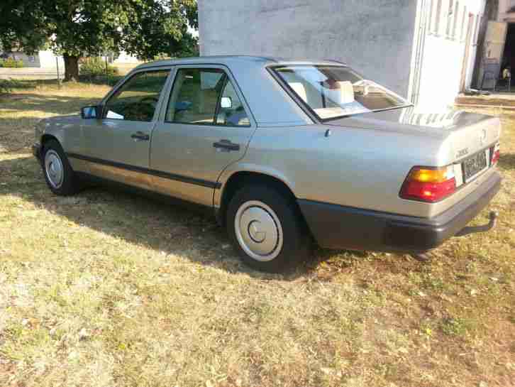 Mercedes Benz E 260 - Tüv 2/16 - EZ 1986 - Unverbastelt - TOP - Oldtimer