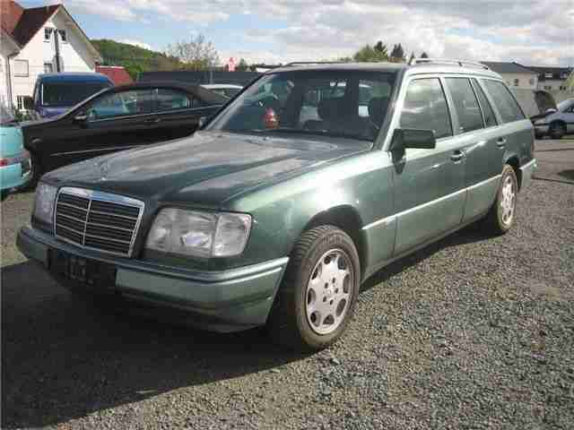 Mercedes-Benz E 300 T 4Matic Sportline