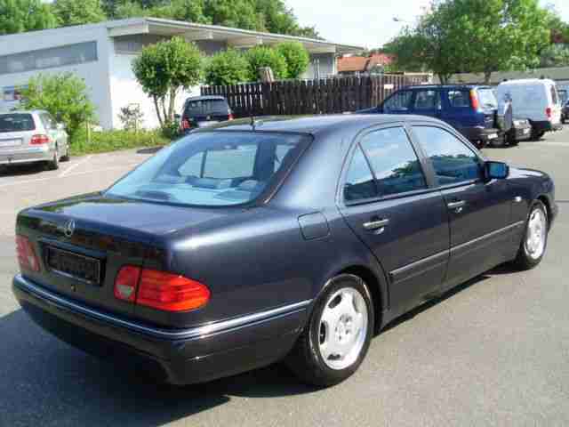 Mercedes-Benz E 320 Avantgarde
