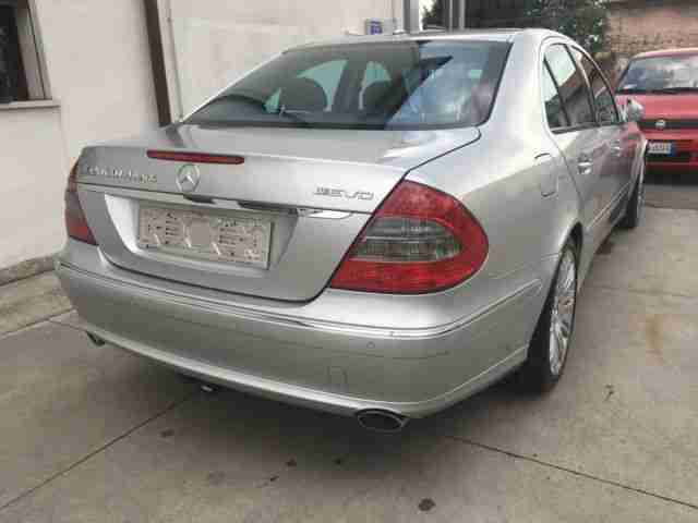 Mercedes-Benz E 320 CDI 4Matic Automatik Avantgarde DPF