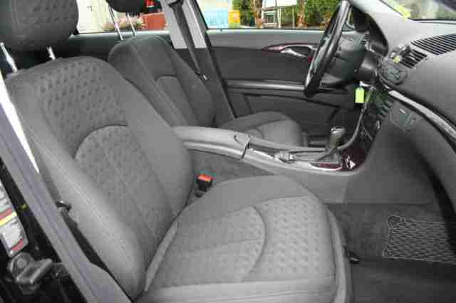 Mercedes-Benz E 320 Classic Automatik (Navi,PDC,AHK)