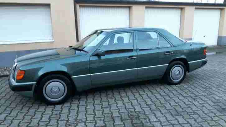 Mercedes Benz E200