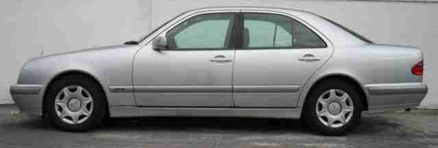 Mercedes-Benz E220 CDI Mod 02