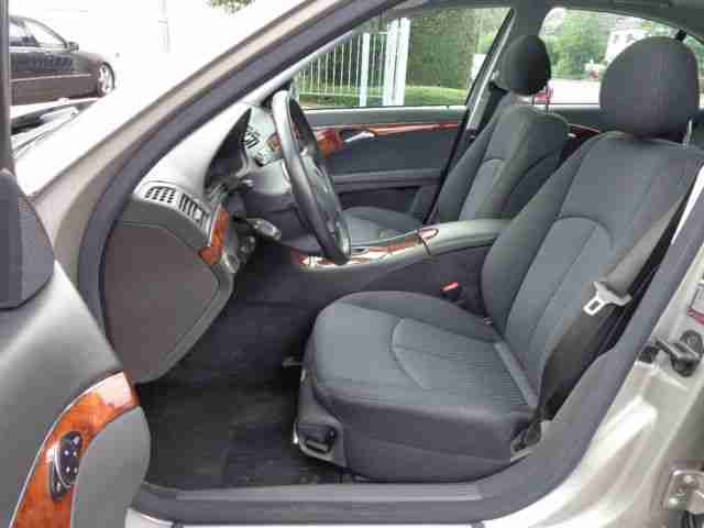 Mercedes-Benz E240 Elegance SHD Automatik Navi 1.Hand