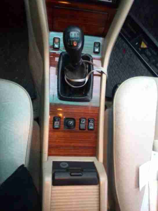 Mercedes Benz E250D W124 reparaturbedürftig rauchsilber