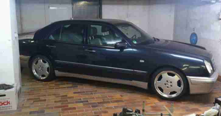 Mercedes Benz E320 AMG
