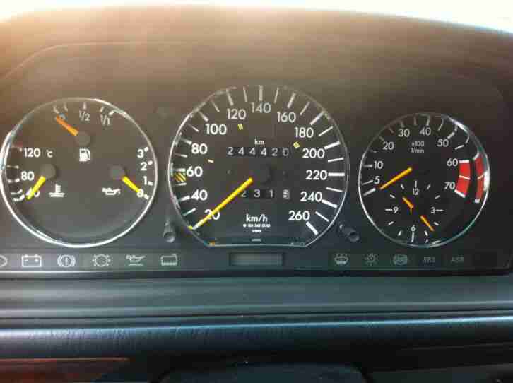 Mercedes-Benz E400 (W124) Liebhaberstück