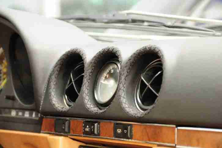 Mercedes-Benz SL 560 , R107, TÜV NEU, Sammlerzustand