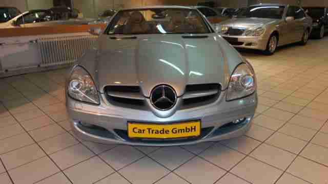 Mercedes-Benz SLK 200 Kompressor Navi Comand