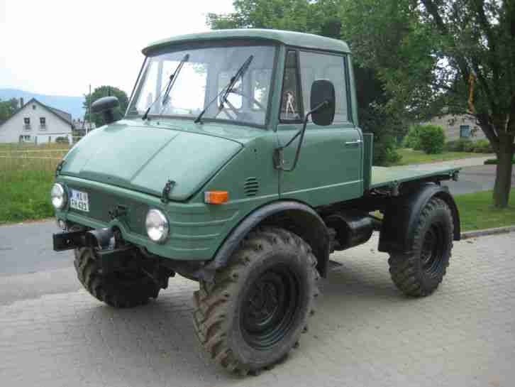 Mercedes Benz Unimog U600 421