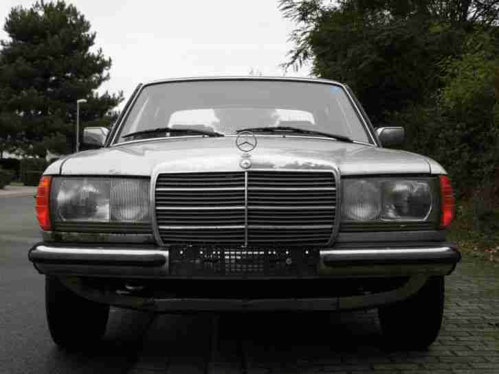 Mercedes Benz W123 230E 1982 Originaler mit 5