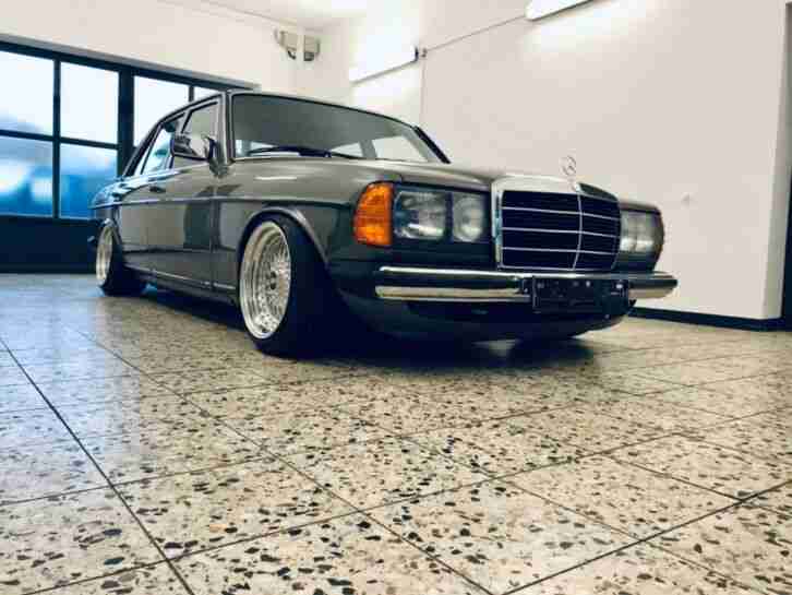 Mercedes Benz W123 Stance