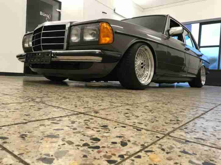 Mercedes Benz W123 Stance