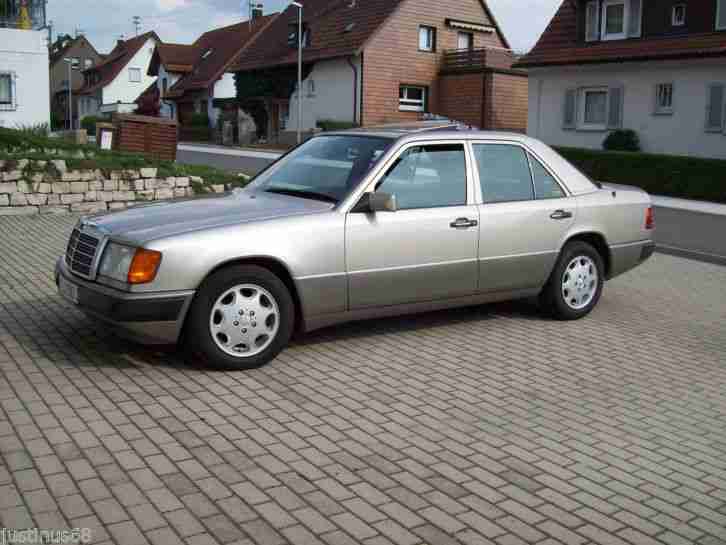 W124 230 E, 4 92, 93.690 km, neue