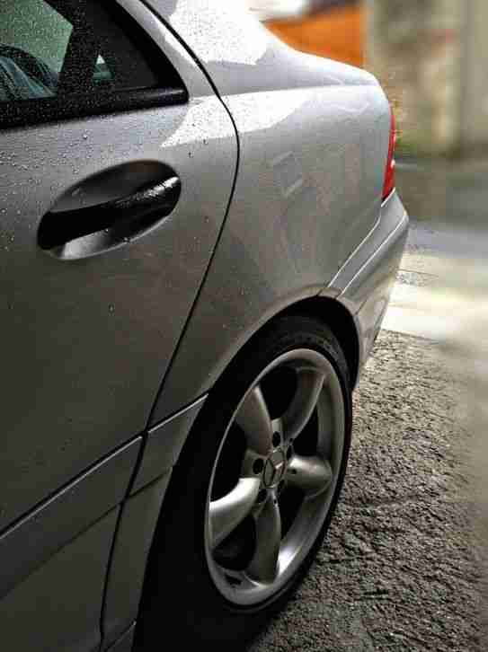 Mercedes Benz C180