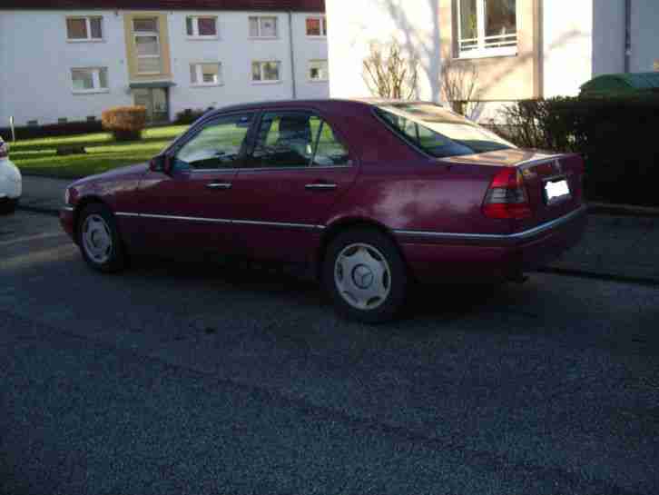 Mercedes C180 Elegance, Top Winterauto, schöne