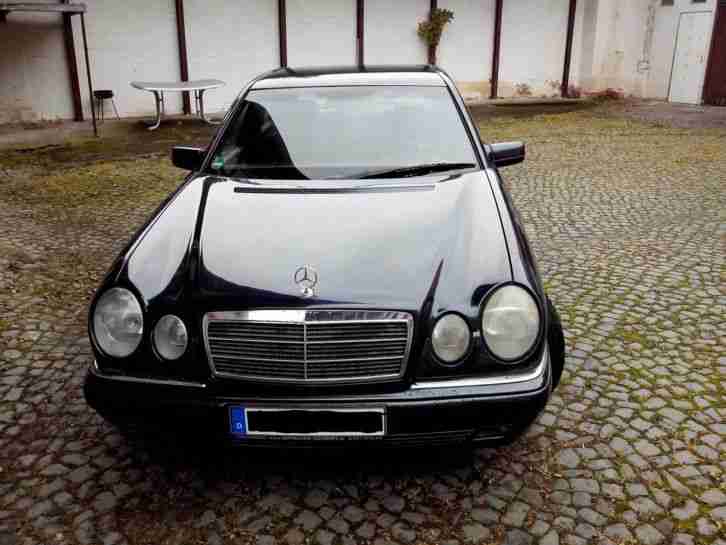 Mercedes E280 Elegance (W210)