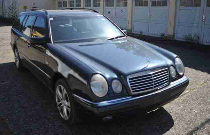 Mercedes E280T 4-Matik (S210), Automatik, Leder, SSD, HU 10/2016, smaragdschwarz