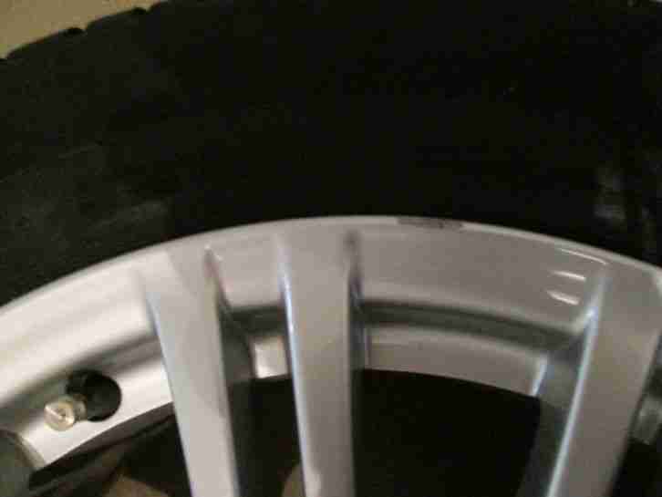 Mercedes Komplett-Winterreifen 225 / 55 R16 99H Conti TS830 P