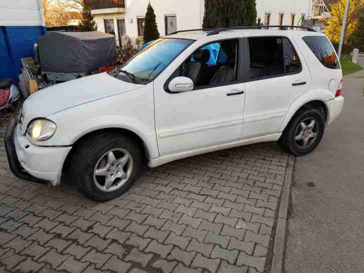 Mercedes ML 400CDI AMG 7 Sitzer Vollausstattung Bose Tüv 07/2018