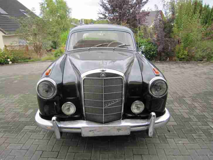 Mercedes Ponton 220S