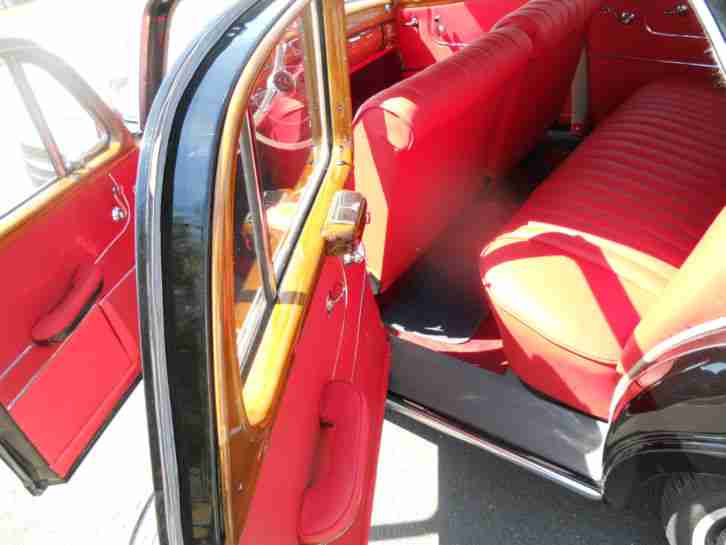 Mercedes Ponton 220S neu restauriert