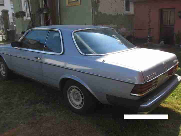 Mercedes W123 CE Diesel Coupe CD 300 CD300 MB Coupe 300 Oldtimer
