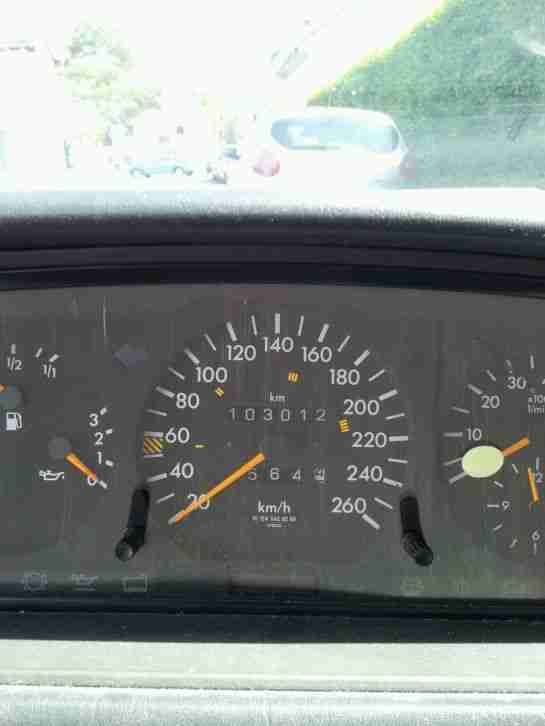 Mercedes benz 230E old school tüv wenig km grüne plakette w124
