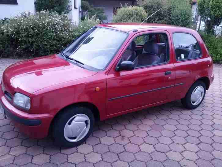 Micra 22000 km aus erster Hand Serviceheft Tüv neu