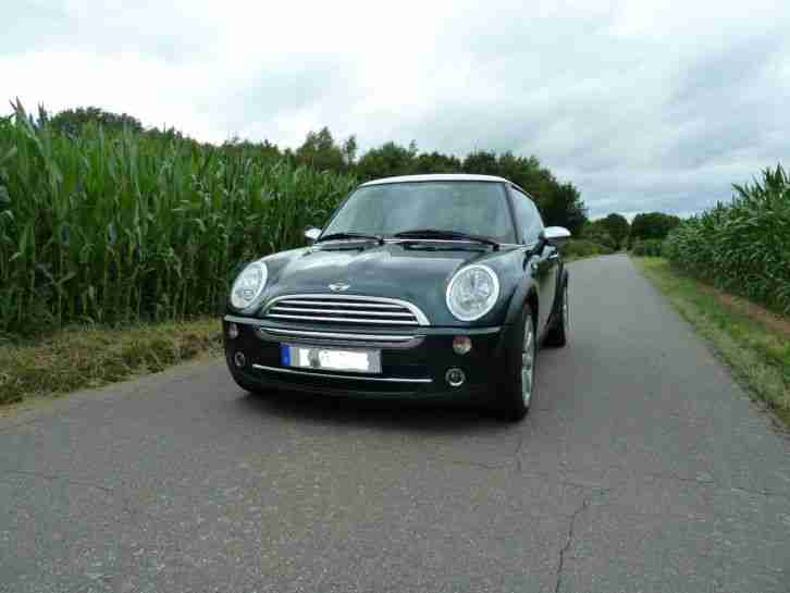 Mini Cooper - British Racing Green / weiß - Panorama Dach - sehr gepflegt